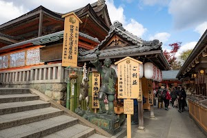 地主神社 place picture
